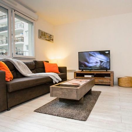 Chic Apart With Bar In Paris Saint-Denis  Exterior foto